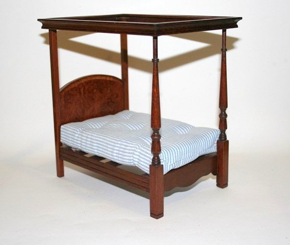 Dennis Jenvey Canopy Bed (1 of 1)