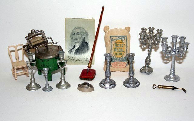 Vintage Metal Accessories (1 of 1)