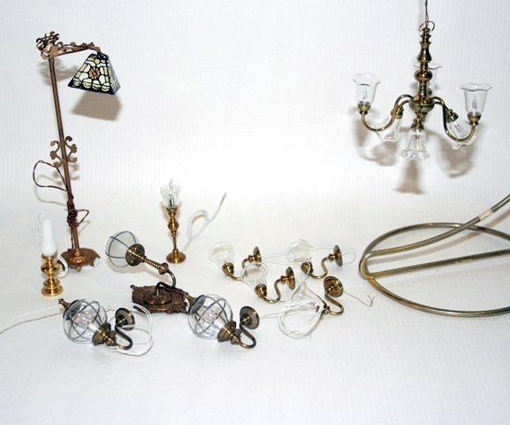 Antiqued Brass Lamps (1 of 4)
