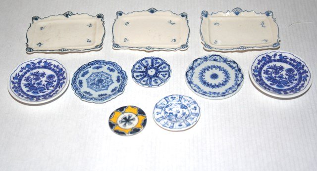 Artisan Delftware Plates (1 of 2)