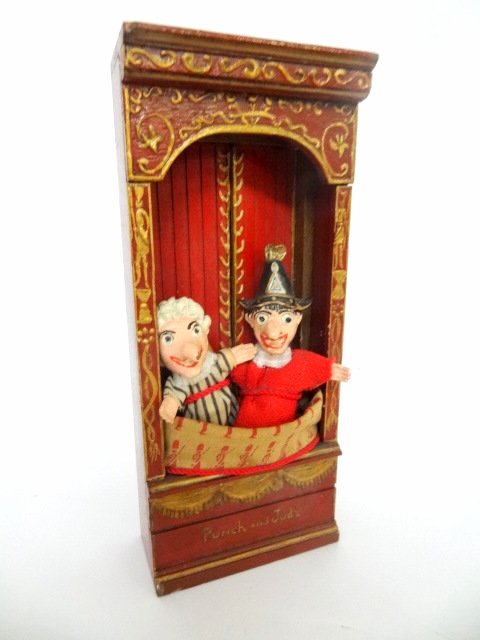 Elisabett. Andrews Punch & Judy Puppet Show (1 of 2)