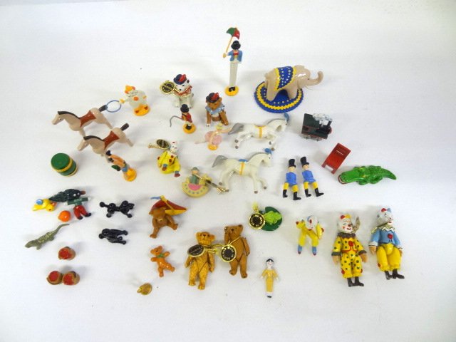 Hantel Figures Circus Collection (1 of 1)