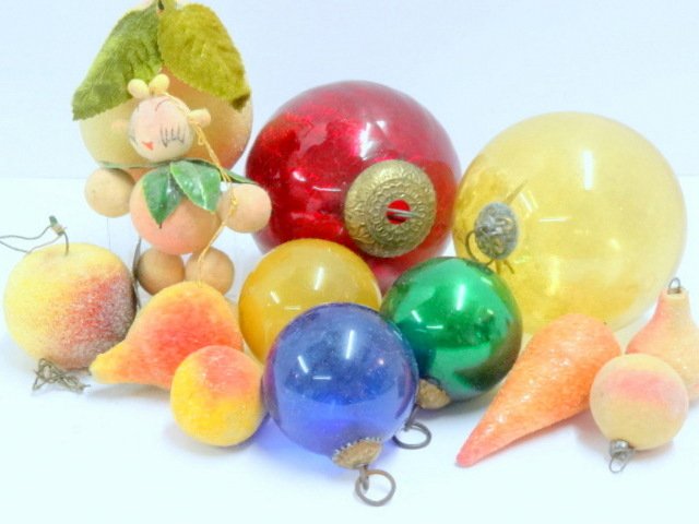 Kugels & One contemporary (1 of 2)