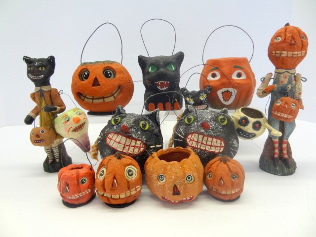 Contemporary Halloween Decorations (1 of 4)