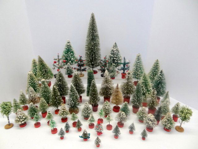 Group Christmas Bottle Brush Trees & Others (1 of 3)