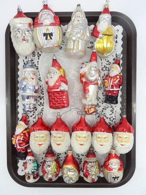 Contemporary Figural Glass Santa Ornaments: Nice group of nineteen figural glass Santa ornaments, tallest 6"