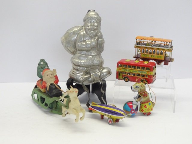 Vintage Santa Wind-Up & Others (1 of 1)