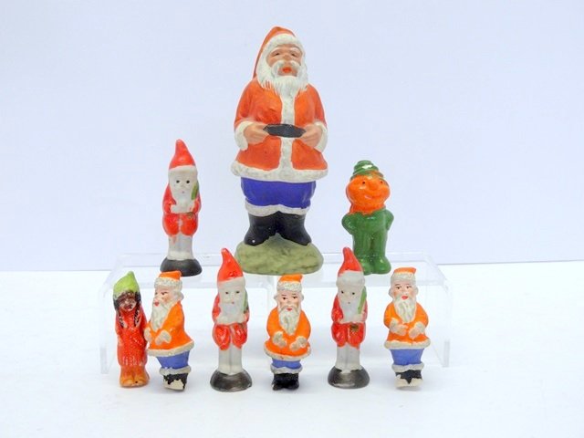 Group Of Vintage Santas (1 of 1)
