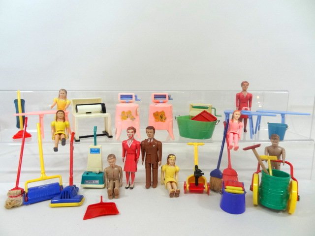 Renwal, Ideal, Irwin Dollhouse Accessories (1 of 5)