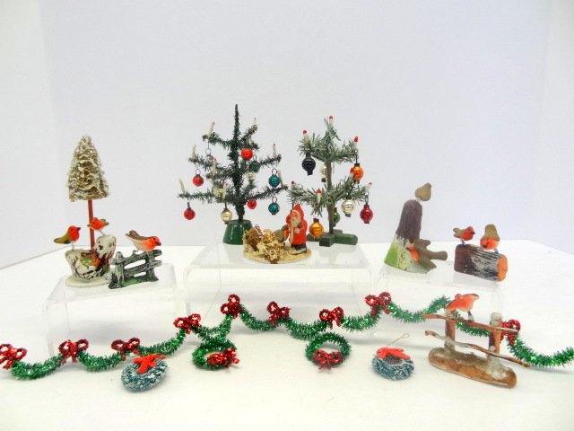 Dollhouse Christmas Grouping (1 of 3)