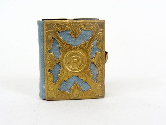 Ormolu Dollhouse Photo Album (1 of 2)