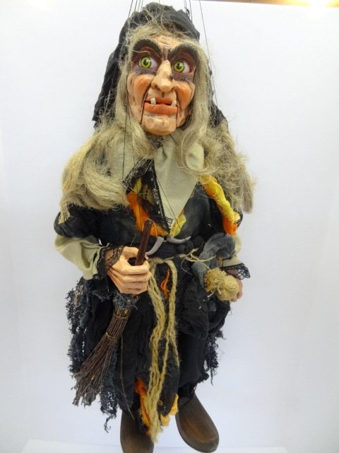 Richard Kuklik Marionette: Richard Kuklik Marionette, Made in Czechoslovakia, This is made with an eye for detail, each is original , he is a master of fairy tale and fantasy. This is a Hanging Witch Marionette, with incredible