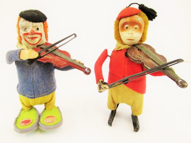 Pair Schuco Wind-up Violin Players (1 of 5)