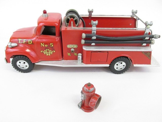 Tonka Pressed Steel Pumper Fire Truck: Tonka 1960's pumper truck complete with ladder, hoses and hydrant 17" L