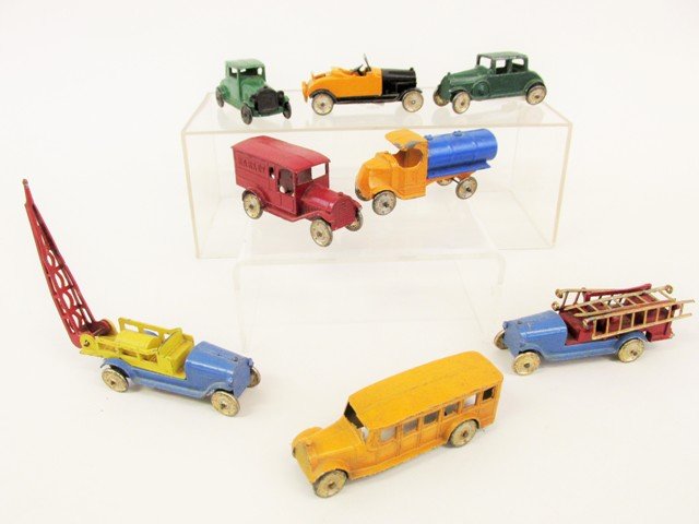 Eight Early Tootsietoy Cars & Trucks (1 of 5)