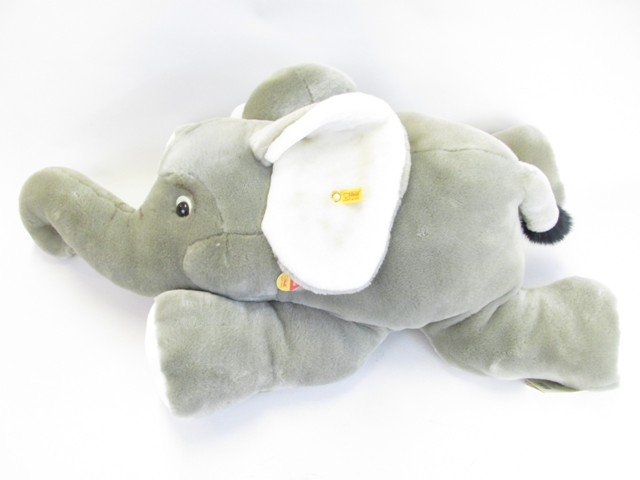 Large Steiff Elephant (1 of 1)