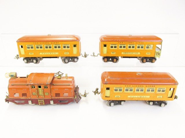 Lionel Pre-war Passenger Set w/Engine, Pullmans and (1 of 5)