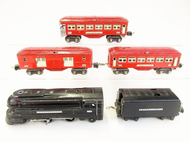 Lionel Steam Engine 238 w/2225W Tender, Passenger Set (1 of 7)