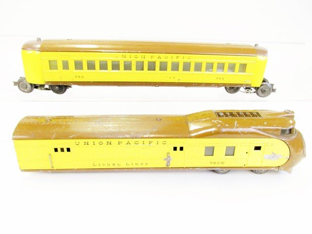 Lionel City of Portland Streamliner (1 of 5)