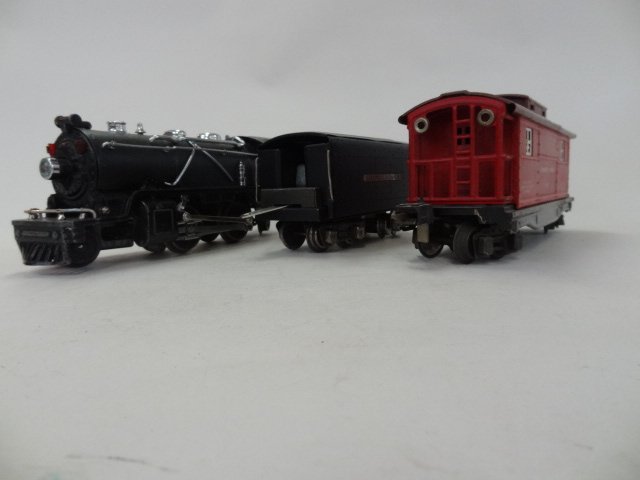 249E Steam Engine with 165W Tender and 2817 Caboose (1 of 9)