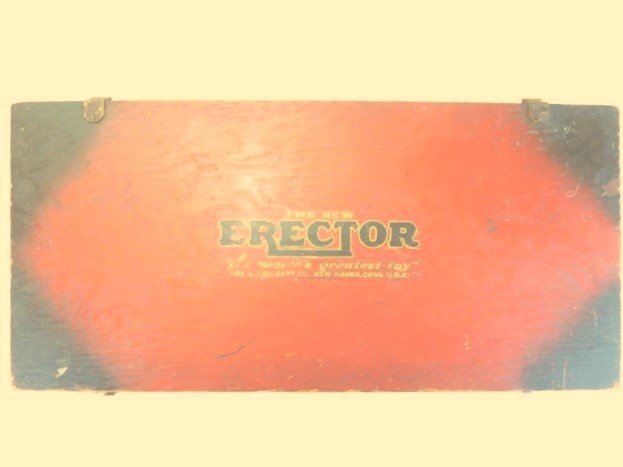 Erector Set White Truck Chassis (1 of 3)