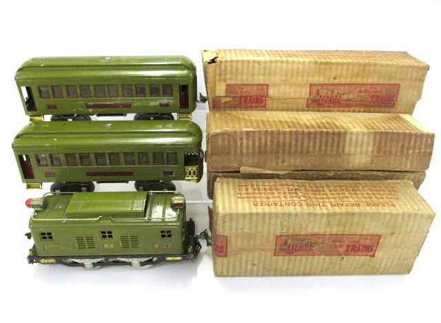 Lionel Pre-war Standard Gauge Passenger Set, 8, 337, 33 (1 of 7)