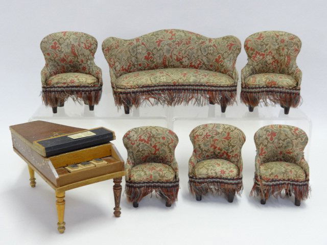 German Dollhouse Furniture (1 of 1)