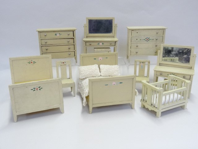 Painted Dollhouse Furniture: Painted dollhouse bedroom furniture, including baby crib, 6 in. tallest