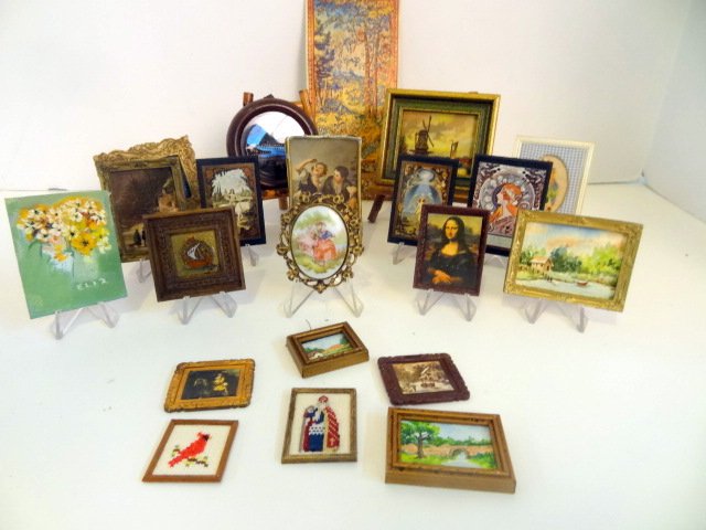 Dollhouse Miniature Pictures (1 of 4)