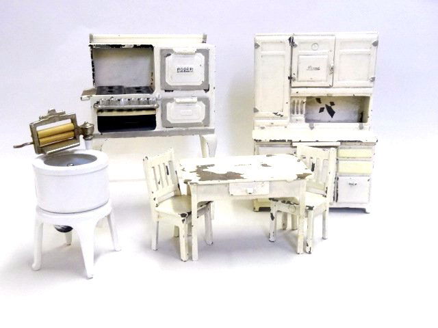 Arcade Kitchen Furniture (1 of 1)