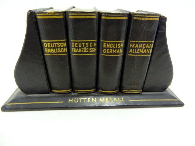 Miniature Books (1 of 1)