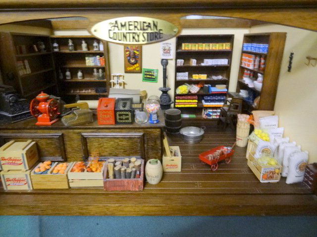 General Store Dollhouse roombox (1 of 1)