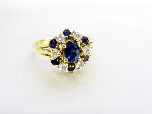 14kt Sapphire and Diamond Cluster Ring (1 of 1)