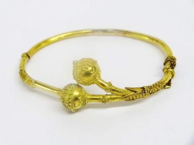 Gold Bracelet (1 of 2)