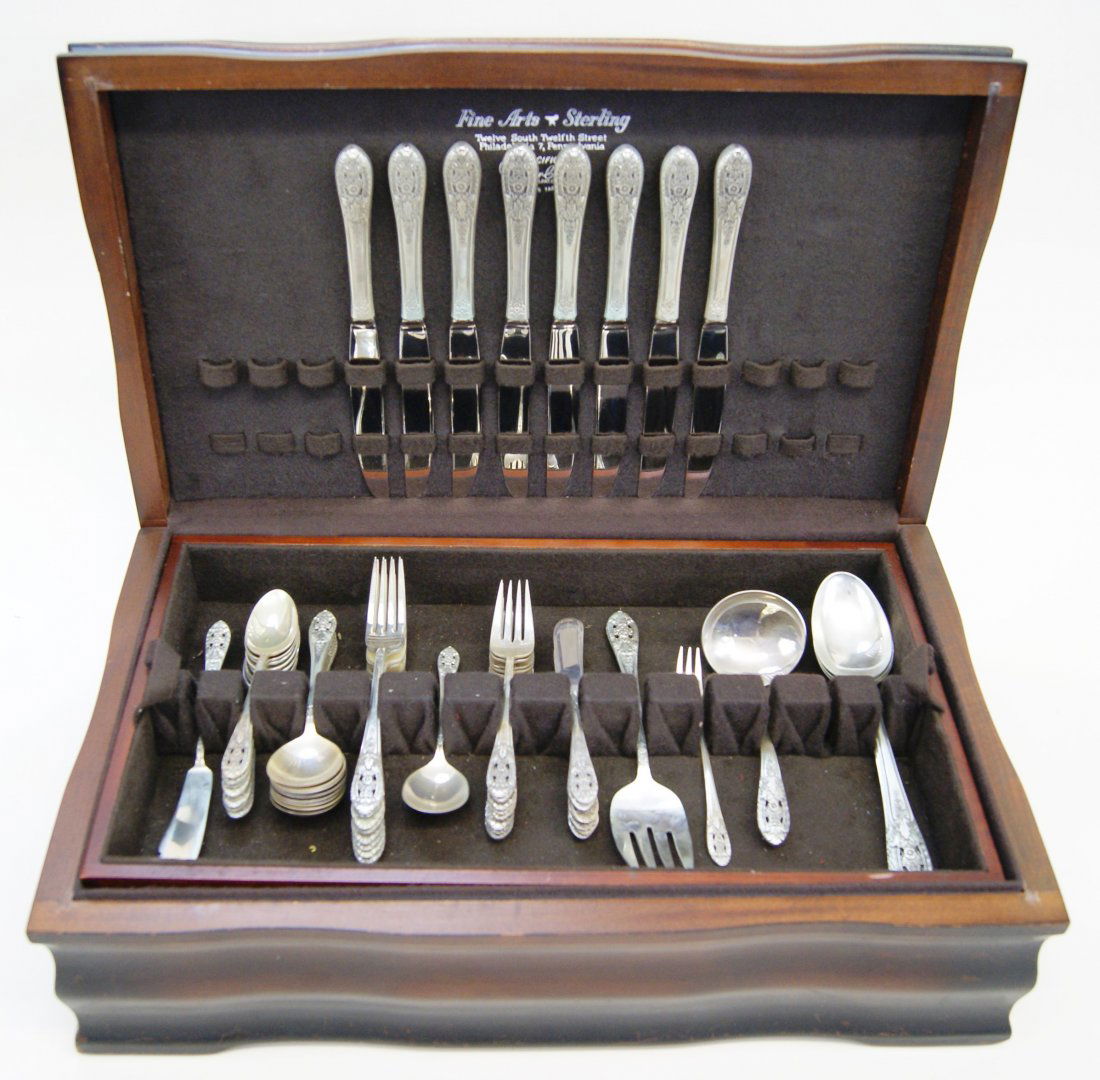 Fine Arts Silver Co. Sterling Service for 8 (1 of 10)