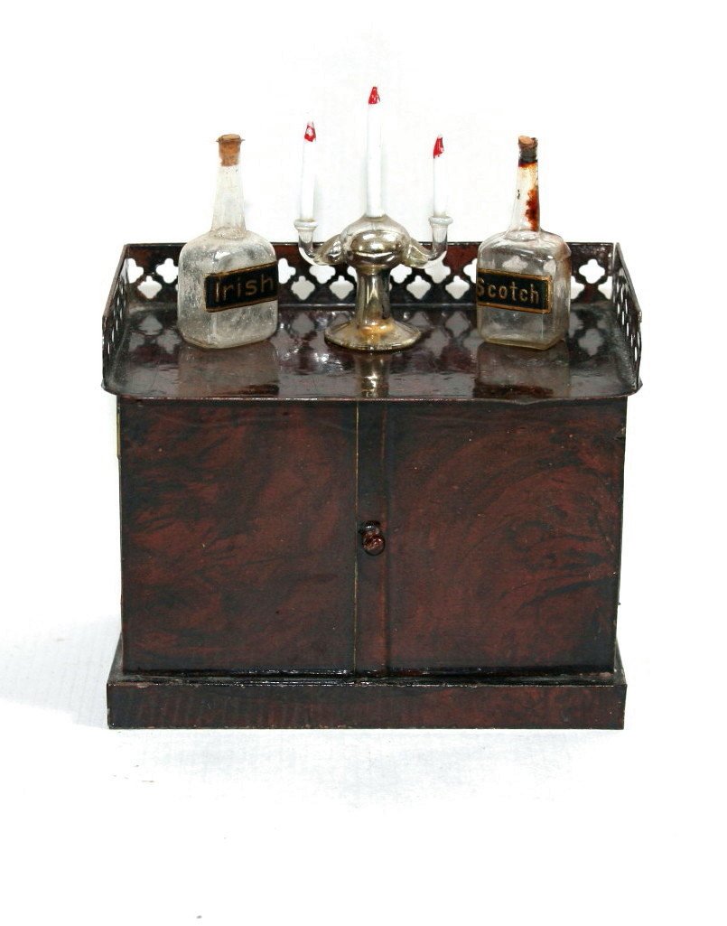 Rock & Graner Small Sideboard (1 of 3)