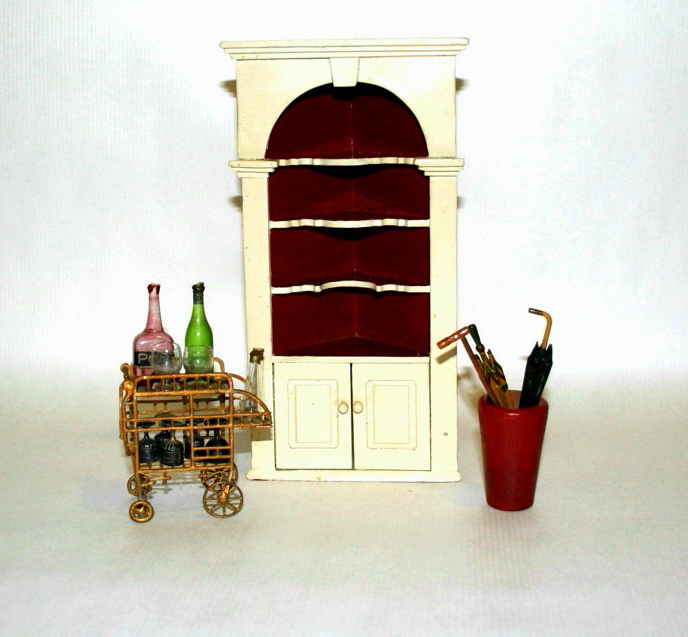 TynieToy Cupboard and Umbrella Stand (1 of 1)