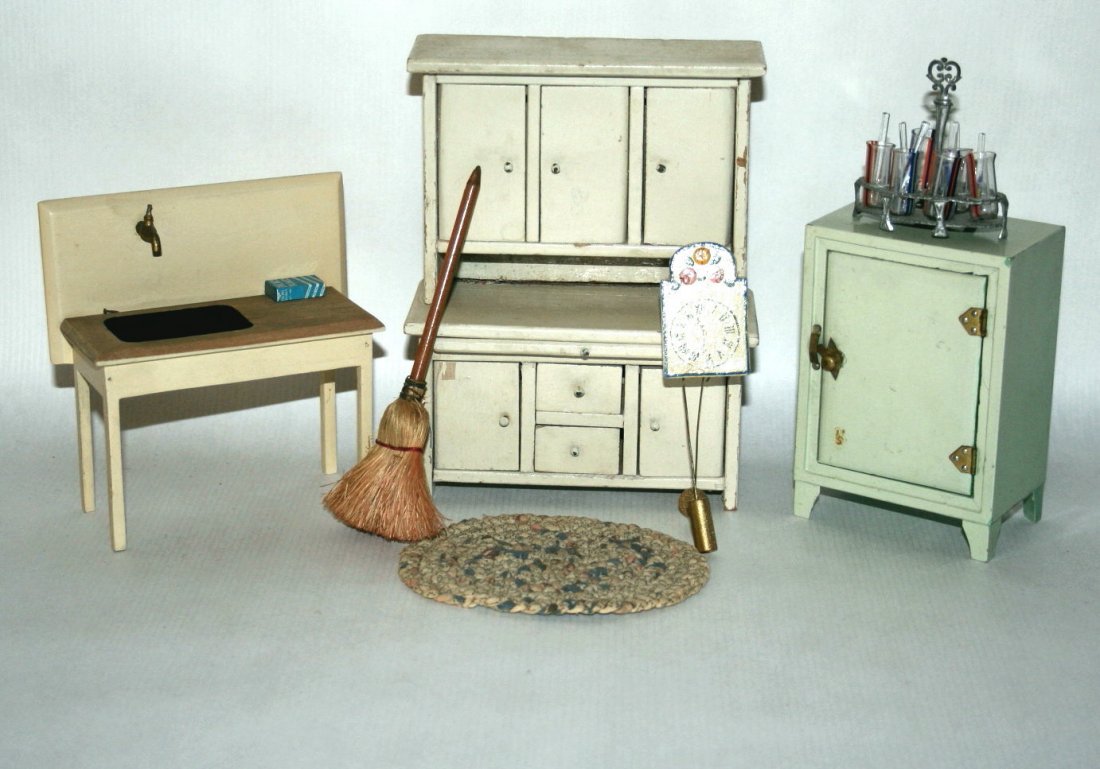 Vintage Kitchen Furnishings (1 of 1)