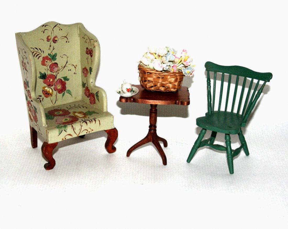 TynieToy Chairs and Table (1 of 1)