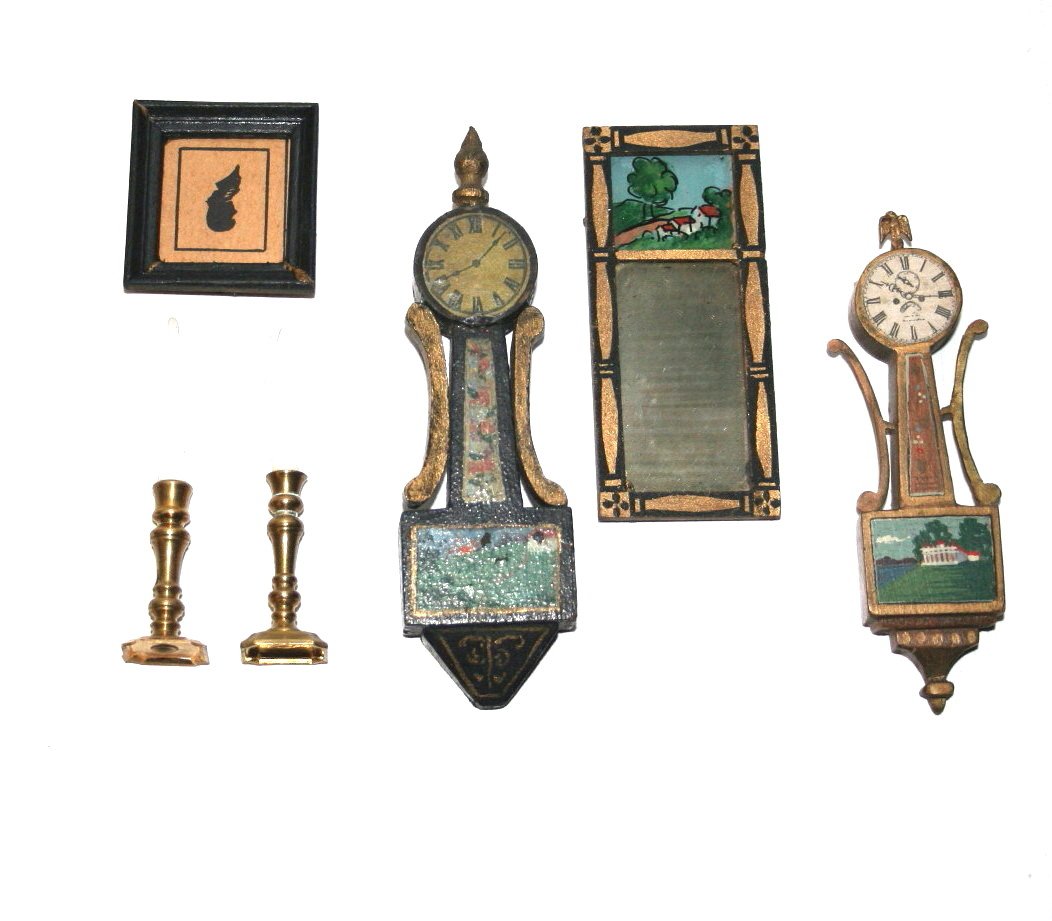 TynieToy Clocks and Mirror (1 of 2)