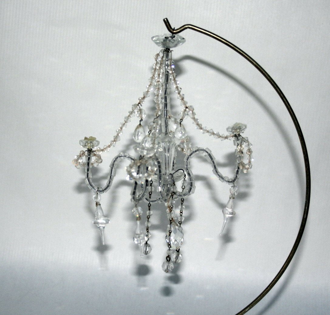 Large Glass Chandelier (1 of 2)