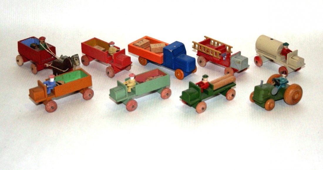 Vintage Erzgebirge Trucks and Wagons (1 of 1)