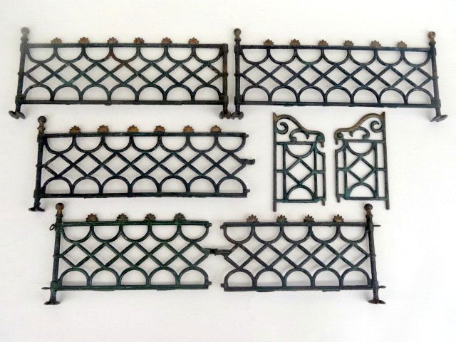 Antique  Iron Fencing (1 of 1)