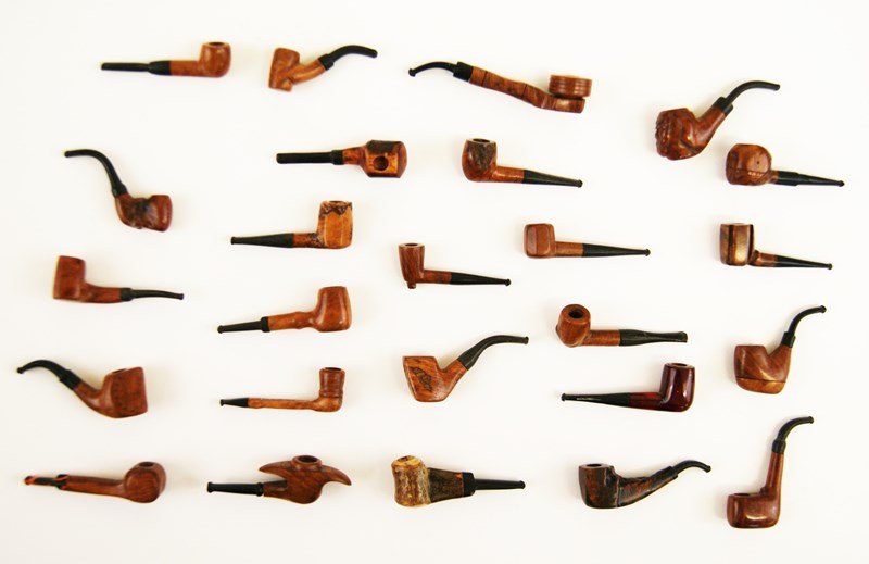 Joseph Gray Collection Miniature Briarwood Pipe circa (1 of 4)
