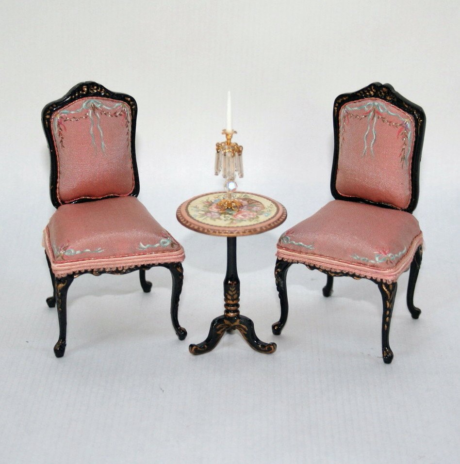 Natasha Tripod Table (1 of 3)