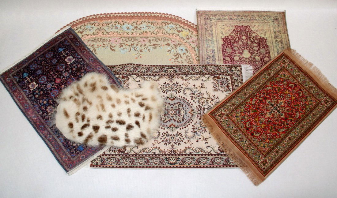 Six Dollhouse Rugs (1 of 6)