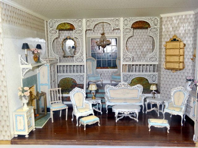 Brooke Tucker Room Box (1 of 4)