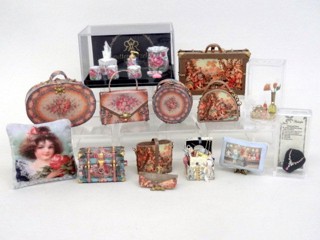 Decorative Boudoir items (1 of 3)