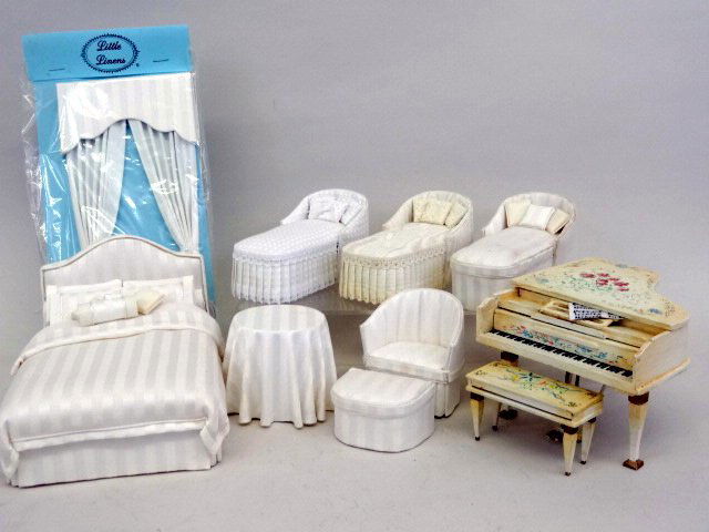 Composition in White (1 of 1)