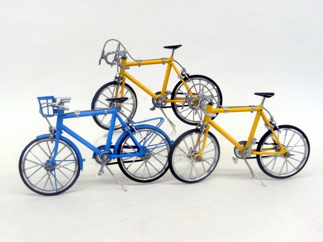 Dollhouse Miniature Bicycles (1 of 1)